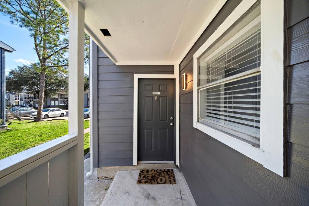 Cozy, Dedicated Workspace, Fast Wi-Fi Apartment Houston Bagian luar foto