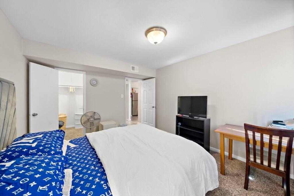 Cozy, Dedicated Workspace, Fast Wi-Fi Apartment Houston Bagian luar foto